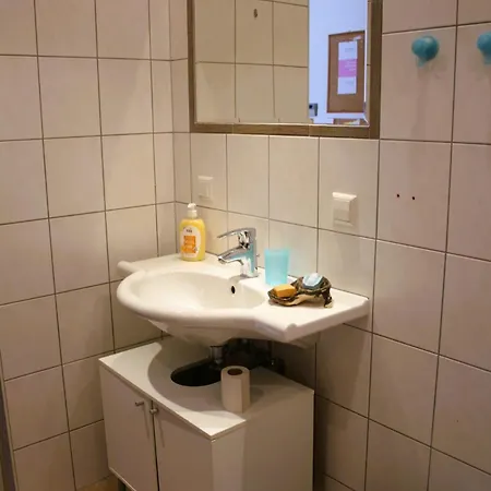 Laendliche 3-zimmerwohnung *